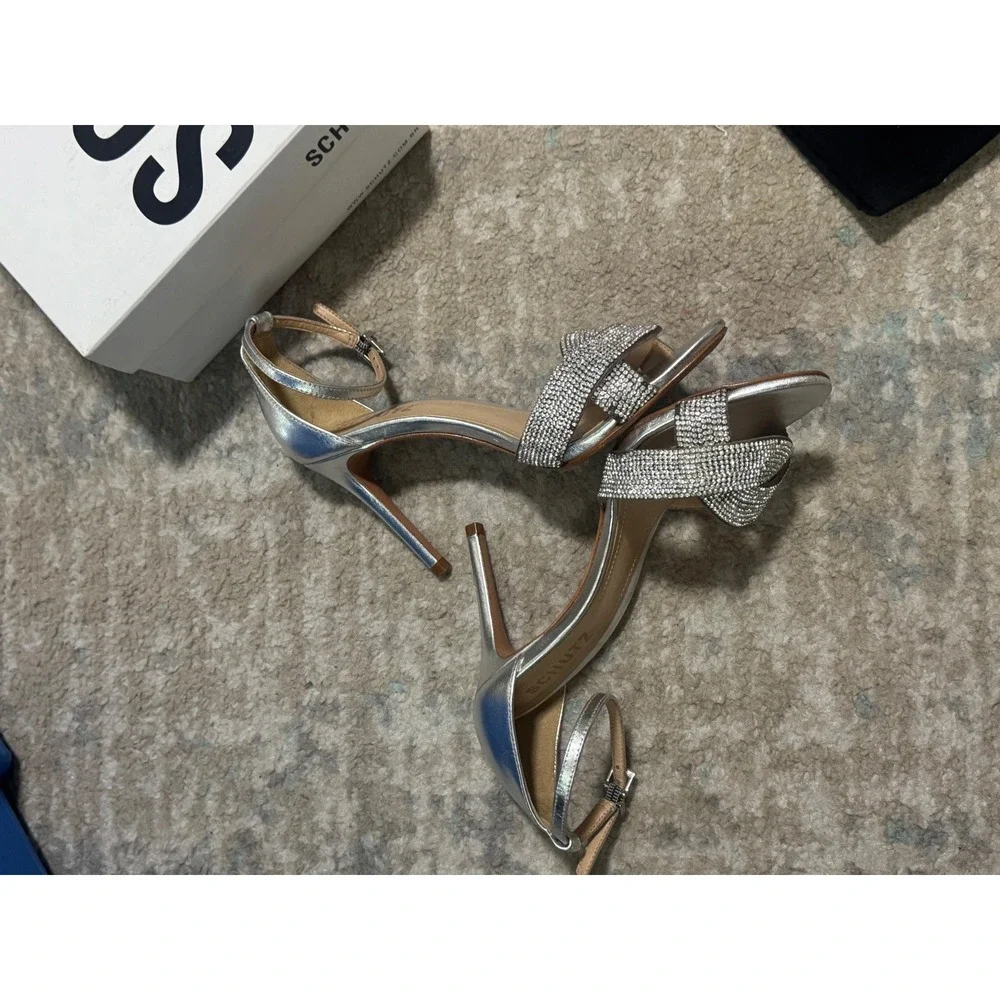 Schutz Jolita Silver Metallic Rhinestone Sz6.5 Knot Ankle Strap Stiletto Sandals